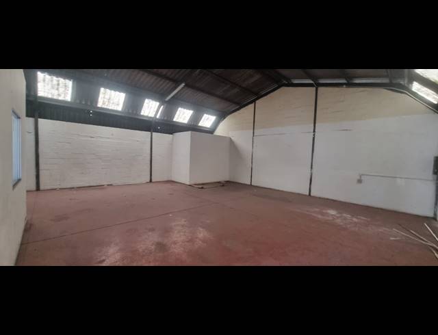 170M² WAREHOUSE TO LET IN AIRPORT INDUSTRIA